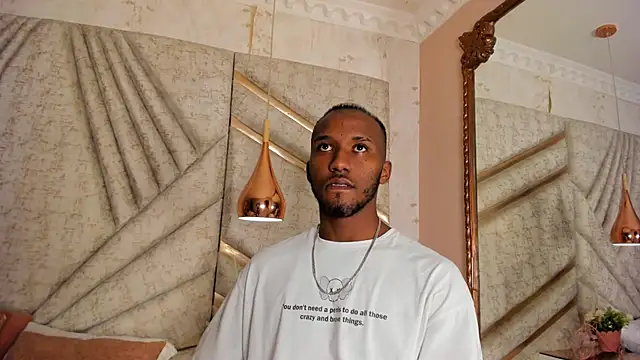 Snapshot of JamesParck chatting on March 2025 06:56:02 PM JamesParck online show from March 2025 06:56:02 PM