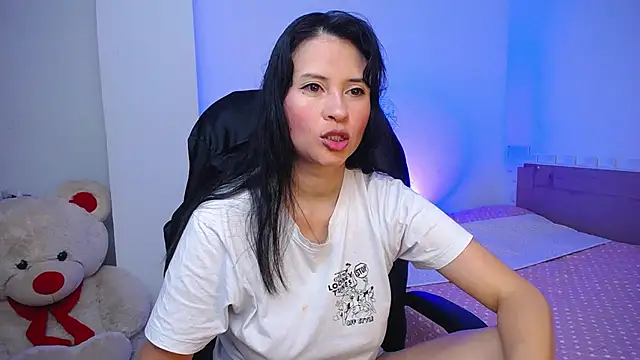 keelly richaardson1 online show from February 2025 09:27:02 PM