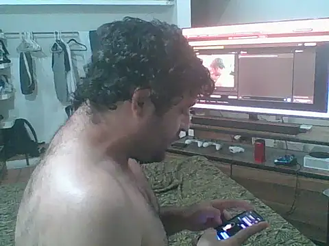 MrPatrick777 online show from January 2026 06:53:01 AM