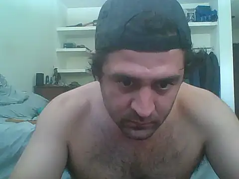 MrPatrick777 online show from December 2025 05:11:01 PM