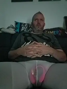 ShyBoy1982 online show from November 2025 08:24:01 PM