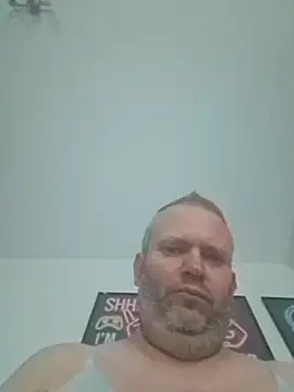 ShyBoy1982 online show from November 2025 12:25:02 AM