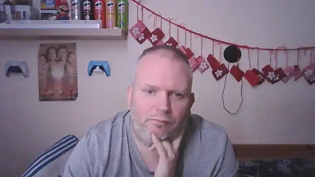 Snapshot of ShyBoy1982 chatting on March 2025 04:30:02 AM ShyBoy1982 online show from March 2025 04:30:02 AM