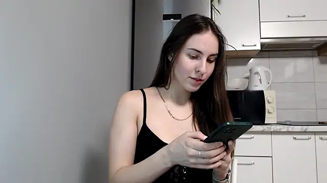 SierraSky  online show from February 2025 06:11:02 PM