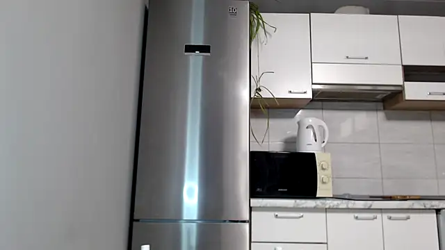 SierraSky  online show from February 2026 06:05:02 PM