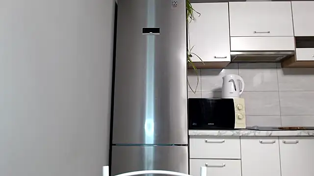 SierraSky  online show from January 2026 06:14:01 PM