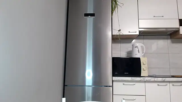 SierraSky  online show from March 2026 06:14:01 PM