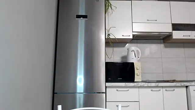 SierraSky  online show from February 2026 06:08:02 PM