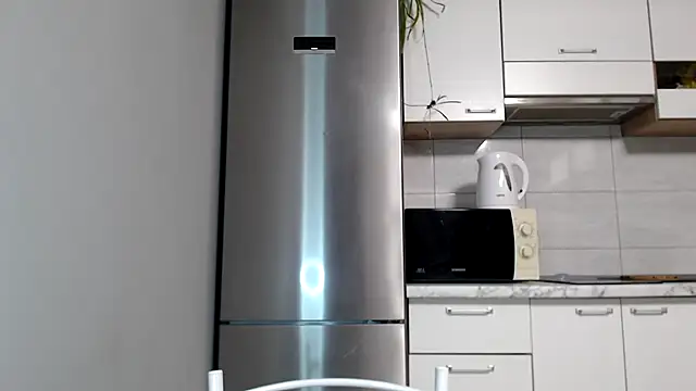 SierraSky  online show from March 2026 06:10:01 PM