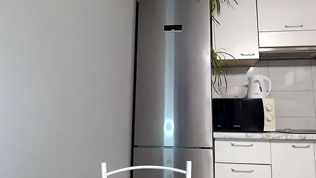 SierraSky  online show from February 2025 06:24:01 PM