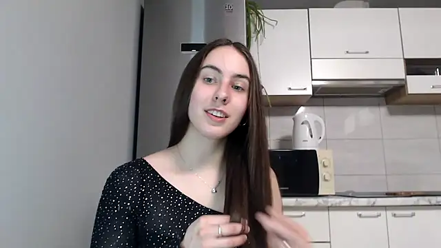 SierraSky  online show from February 2026 06:19:01 PM