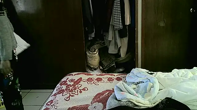 jperezofficial1 online show from September 2025 05:33:02 PM