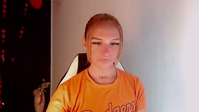 AdharaaMoon online show from February 2025 07:23:01 PM