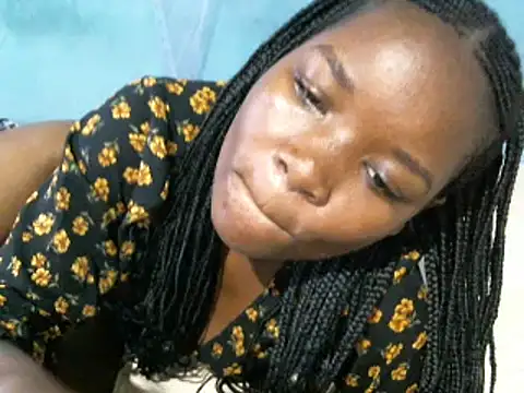 cocolicky online show from October 2025 07:42:02 AM