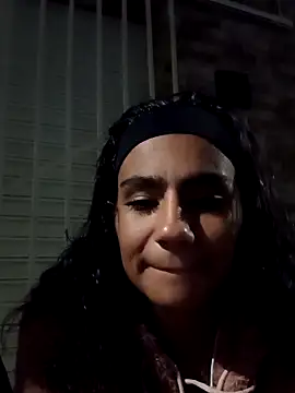 Snapshot of Leslly_ chatting on February 2025 01:53:02 PM Leslly online show from February 2025 01:53:02 PM