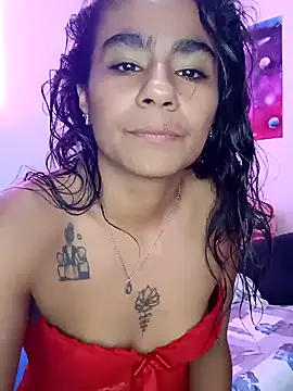 Snapshot of Leslly_ chatting on February 2025 06:44:01 PM Leslly online show from February 2025 06:44:01 PM