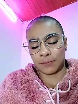 Leslly  online show from March 2026 08:57:01 AM