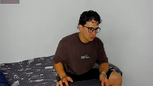 owengray2n online show from January 2026 04:08:01 AM