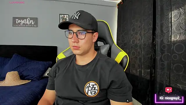 owengray2n online show from March 2025 07:40:01 PM