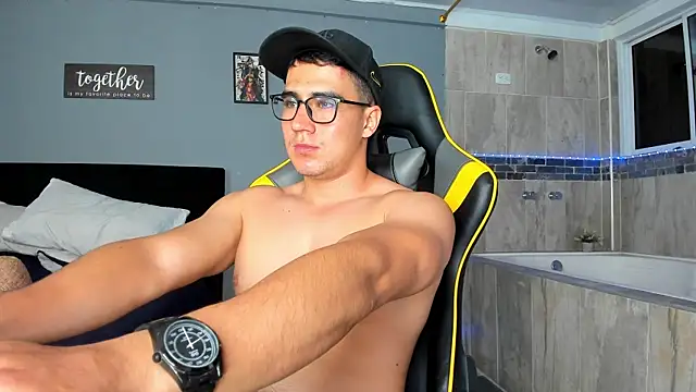 owengray2n online show from January 2025 01:32:01 AM