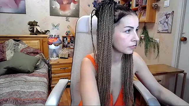 Kendra Mom online show from February 2025 09:41:02 AM