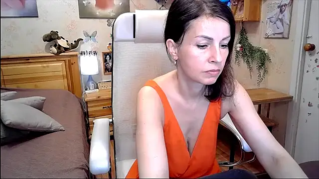 Snapshot of Kendra_Mom chatting on May 2026 10:09:02 AM Kendra Mom online show from May 2026 10:09:02 AM