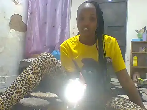 Snapshot of pretty_cool chatting on May 2026 08:42:02 PM pretty cool online show from May 2026 08:42:02 PM