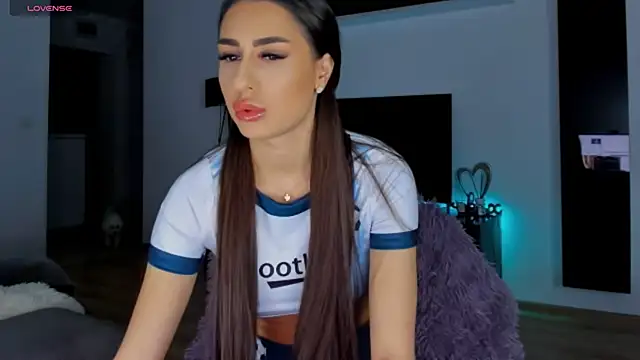 Snapshot of K_chic chatting on February 2025 04:58:02 PM K chic online show from February 2025 04:58:02 PM