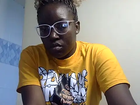 Sexy racy rebel  online show from December 2025 03:05:01 PM