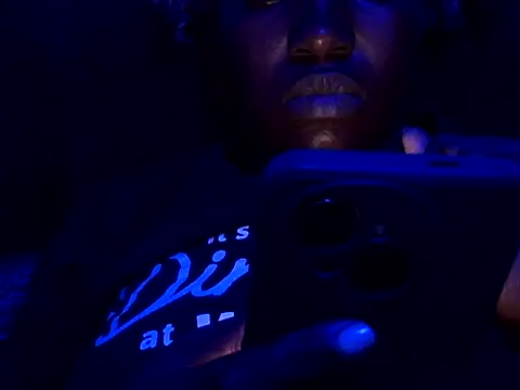 Sexy racy rebel  online show from December 2025 09:06:02 PM