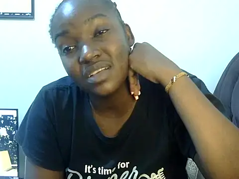 Sexy racy rebel  online show from February 2026 11:04:02 PM