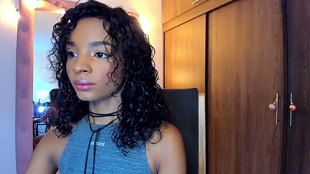 alikahouston4 online show from December 2025 07:55:02 AM