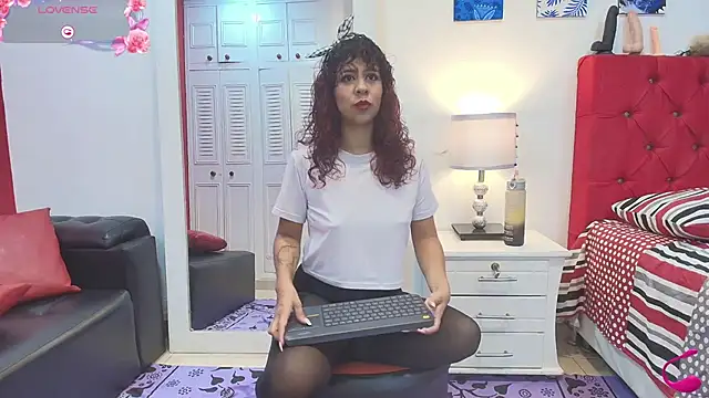 Roy Luna online show from February 2025 01:08:02 PM