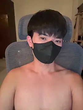 Snapshot of Ner0924_N chatting on November 2025 02:40:01 PM Ner0924 N online show from November 2025 02:40:01 PM