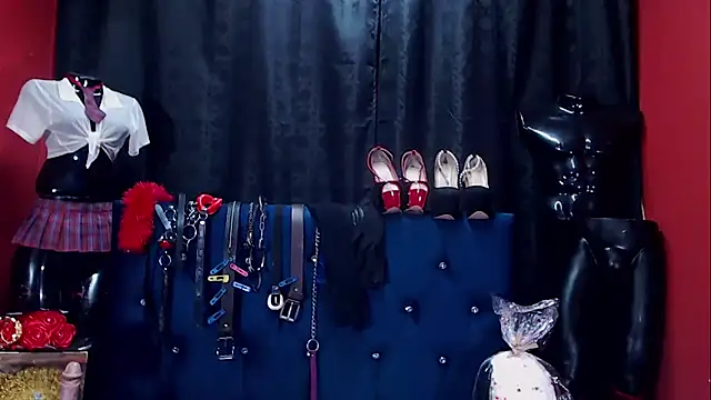 Hannamariana online show from April 2026 01:02:01 PM