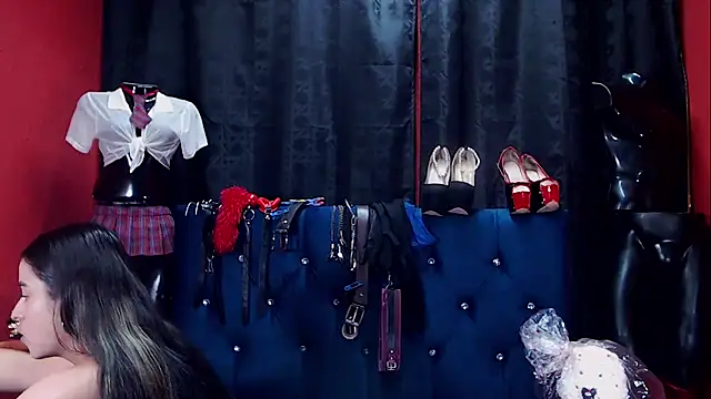 Hannamariana online show from March 2026 12:35:02 PM