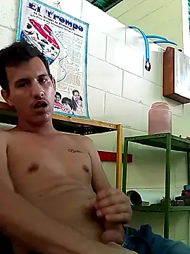 Snapshot of manuelmor1124 chatting on January 2025 07:37:01 PM manuelmor1124 online show from January 2025 07:37:01 PM