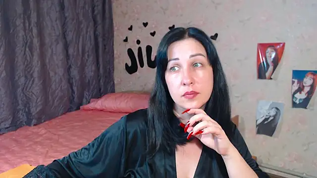 JillStevens online show from October 2025 04:41:01 PM