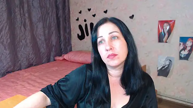 JillStevens online show from November 2025 03:32:01 AM