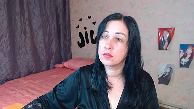 JillStevens online show from November 2025 02:54:02 PM