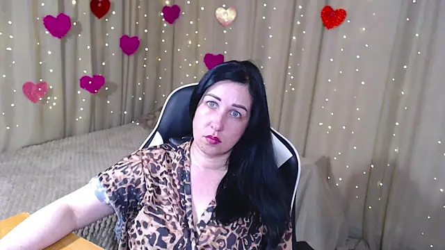 Snapshot of JillStevens chatting on May 2026 03:53:02 AM JillStevens online show from May 2026 03:53:02 AM