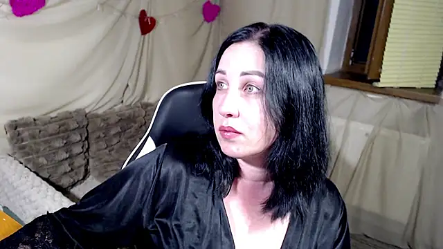 Snapshot of JillStevens chatting on June 2026 07:59:02 PM JillStevens online show from June 2026 07:59:02 PM