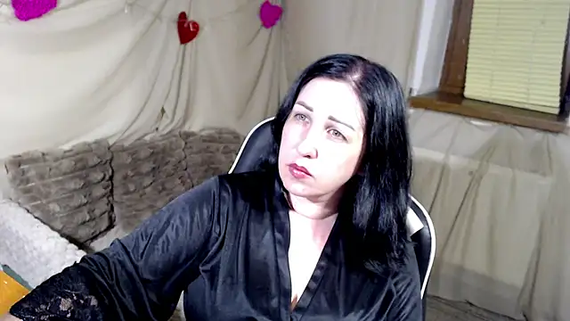 Snapshot of JillStevens chatting on June 2026 06:29:02 PM JillStevens online show from June 2026 06:29:02 PM