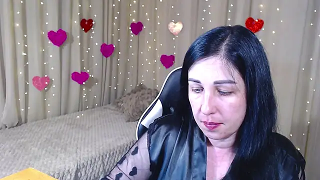 Snapshot of JillStevens chatting on April 2026 12:48:01 AM JillStevens online show from April 2026 12:48:01 AM