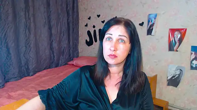 JillStevens online show from September 2025 02:33:02 PM