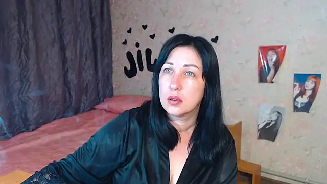 JillStevens online show from September 2025 02:18:02 AM