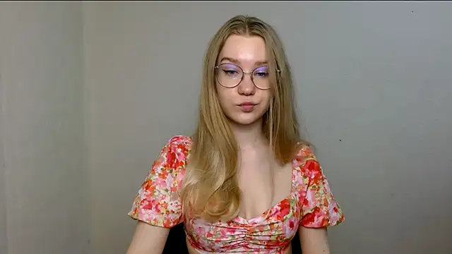 cindi hot online show from June 2026 09:50:01 AM