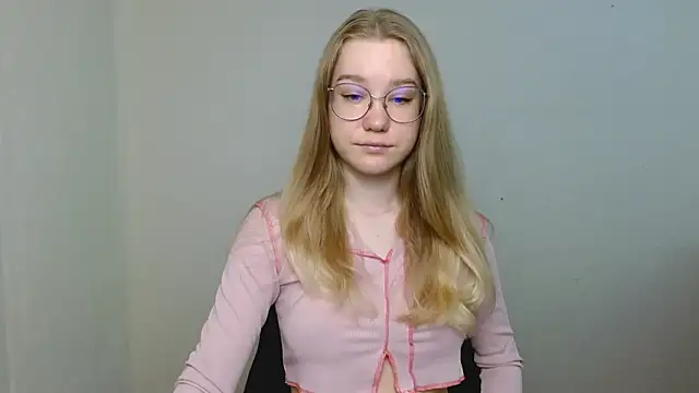 cindi hot online show from March 2026 07:53:02 AM