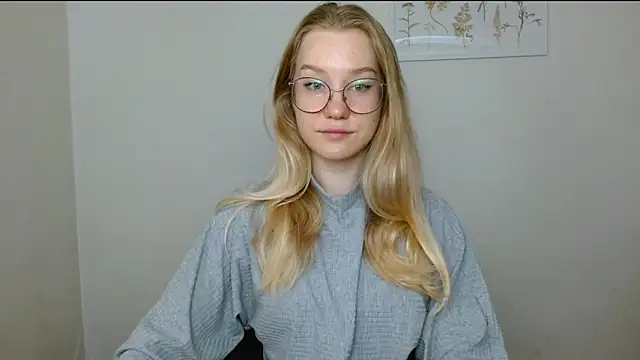 Snapshot of cindi_hot chatting on September 2025 10:26:01 AM cindi hot online show from September 2025 10:26:01 AM