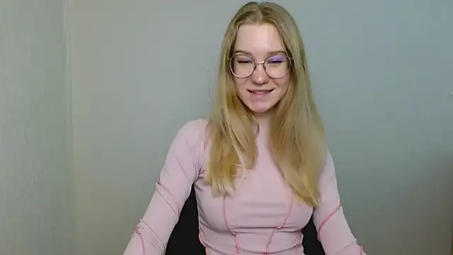 Snapshot of cindi_hot chatting on January 2026 11:03:02 AM cindi hot online show from January 2026 11:03:02 AM